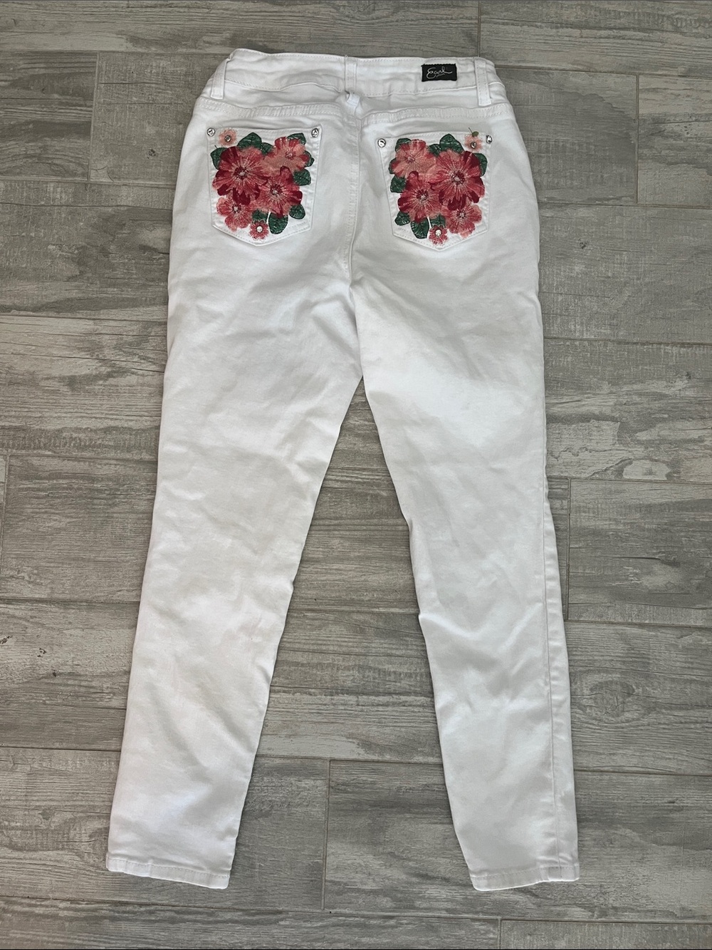 Earl Jean White Skinny Jeans with Pink Floral Embroidered Back Pockets